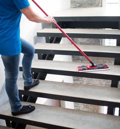 servicio Limpieza de Escaleras y Rellanos en comunidades y urbanizaciones en boadilla del monte